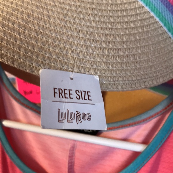 LulaRoe Women’s Tank Top w/ matching Sun visor - Picture 2 of 5